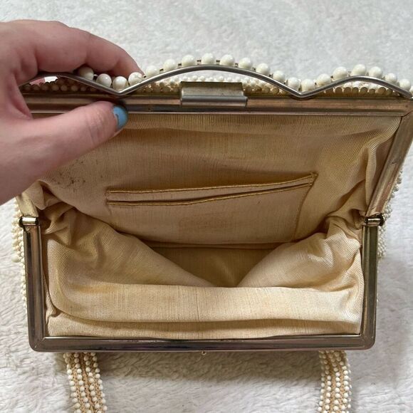 Vintage 1950s Corde Bead Mini Lumured Cream Purse Hand Bag - Picture 5 of 8